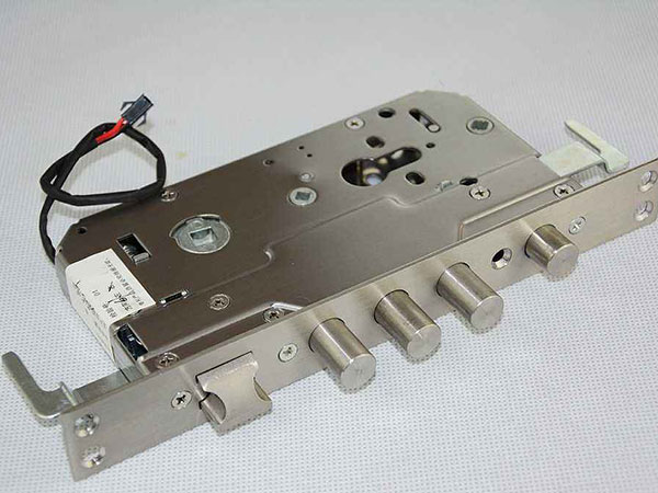 遵化24小时上门开锁公司